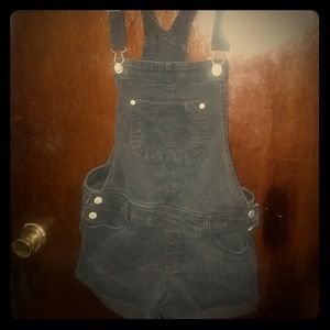 Relaxed fit short overalls
